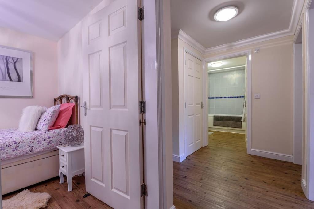 Ingledale Apartment, Ingleton, Yorkshire Dales National Park, Famous Three Peaks, Near The Lake District, Pets Are Welcome Инглтон Экстерьер фото