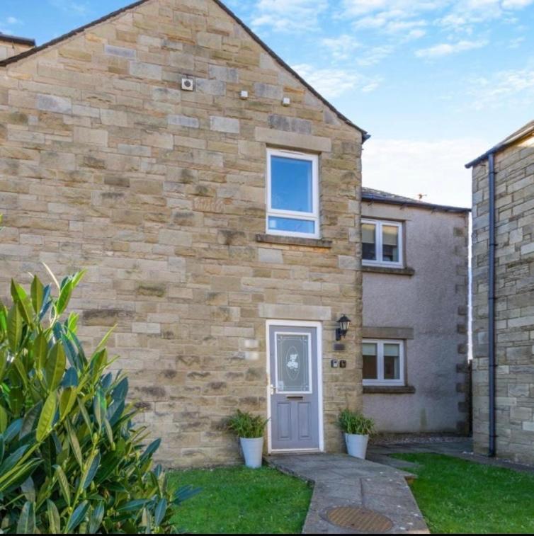 Ingledale Apartment, Ingleton, Yorkshire Dales National Park, Famous Three Peaks, Near The Lake District, Pets Are Welcome Инглтон Экстерьер фото